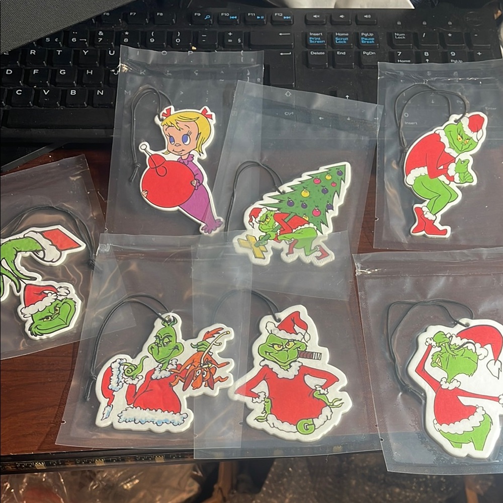 COPY - NWT Choose one Grinch air freshener